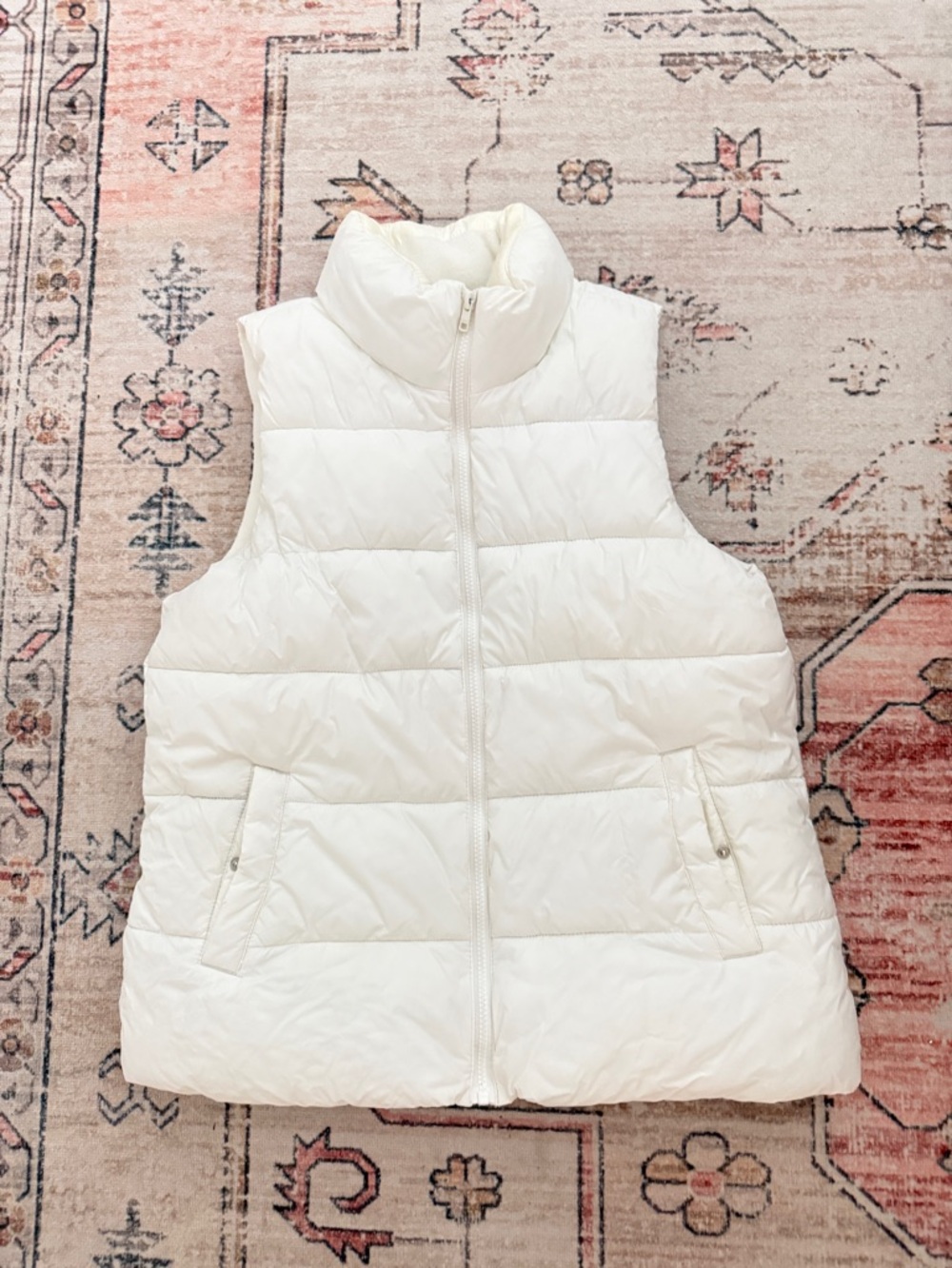 Old Navy Off-White Quilted Vest